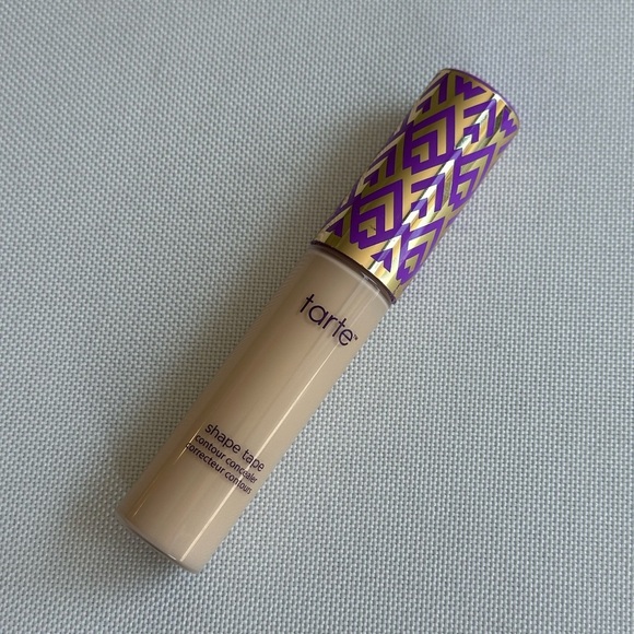 tarte Shape Tape Contour Concealer - Cream and Purple - Picture 4 of 5